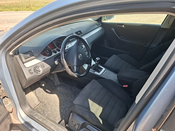 Volkswagen Passat 4 of 4