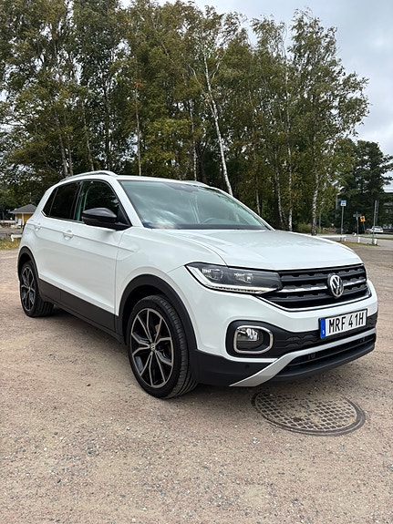 Volkswagen T-Cross 2 of 6
