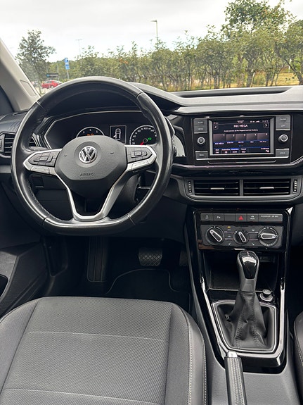 Volkswagen T-Cross 5 of 6