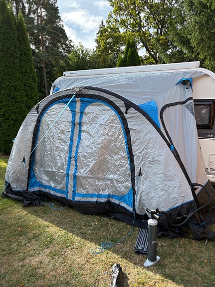 Hobby 400 SFE DE LUXE 16 of 19