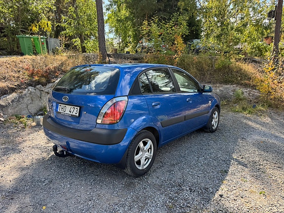 Kia Rio 5 of 15