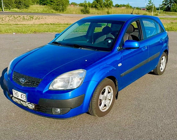 Kia Rio 13 of 15