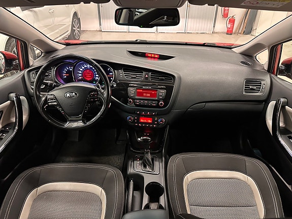 Kia Ceed 12 of 23