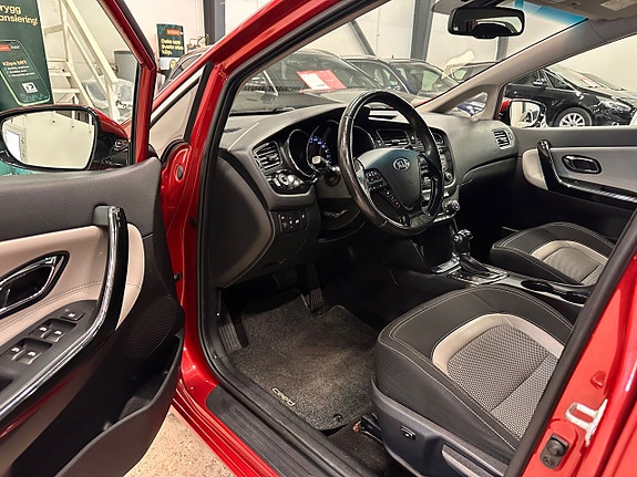 Kia Ceed 21 of 23