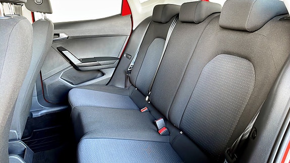 Seat Arona 11 of 12