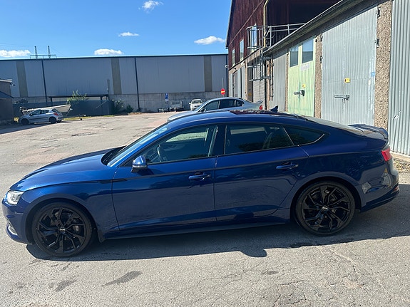 Audi A5 3 of 6