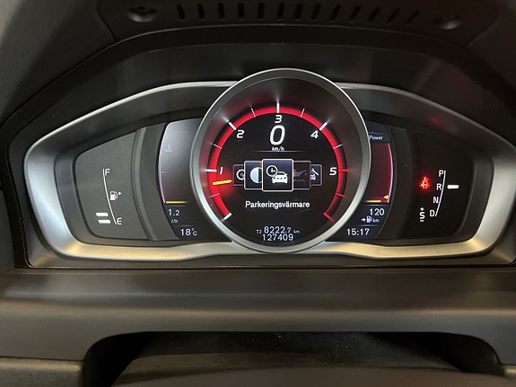 Volvo XC70 15 of 30
