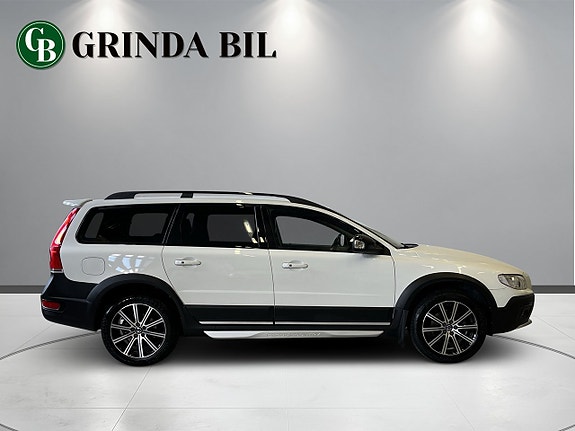 Volvo XC70 4 of 30