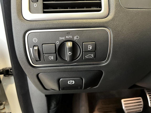 Volvo XC70 24 of 30