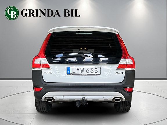 Volvo XC70 3 of 30