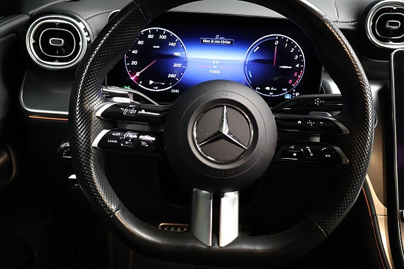 Mercedes-Benz GLC300 de 17 of 29