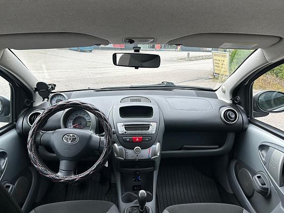 Toyota Aygo 7 of 8