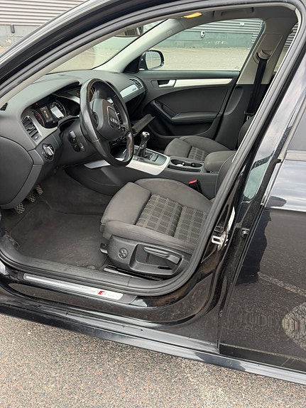Audi A4 6 of 8