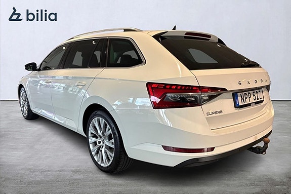 Skoda Superb 2 of 16