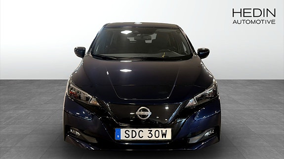 Nissan Leaf 8 of 12