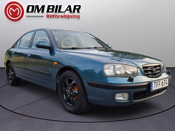 Hyundai Elantra 3 of 15
