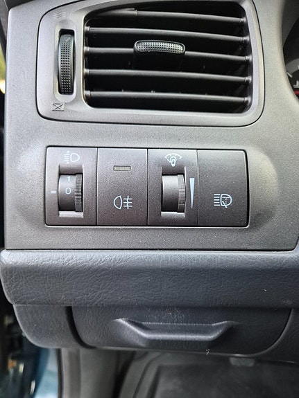 Hyundai Elantra 14 of 15