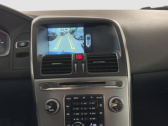 Volvo XC60 17 of 17