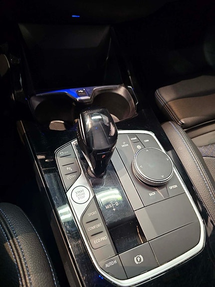 BMW 118i 13 of 18