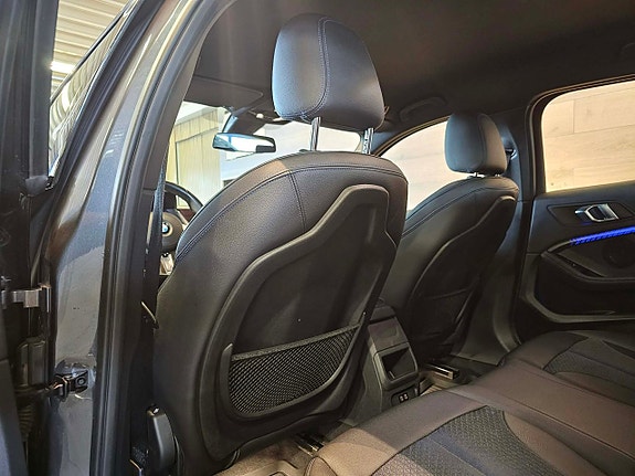 BMW 118i 7 of 18