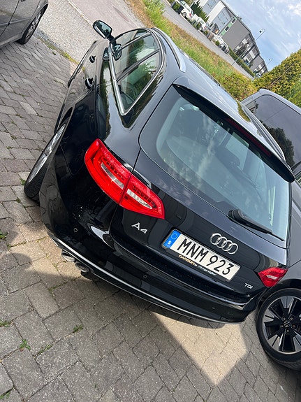Audi A4 5 of 5