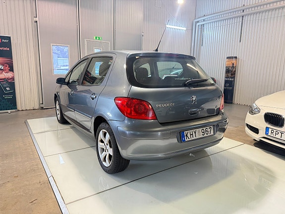 Peugeot 307 5 of 11