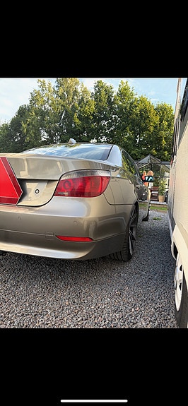 BMW 525d 3 of 8