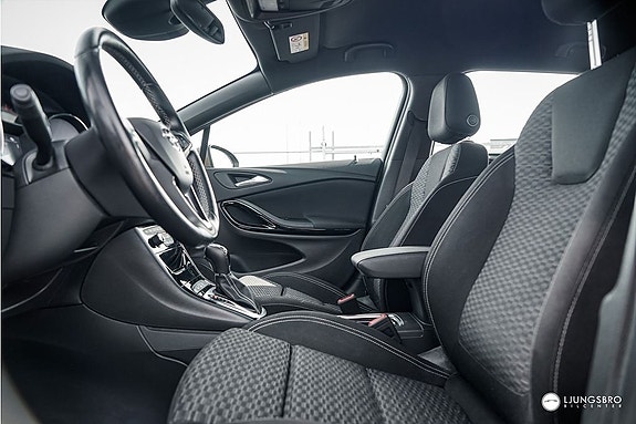 Opel Astra 3 of 7