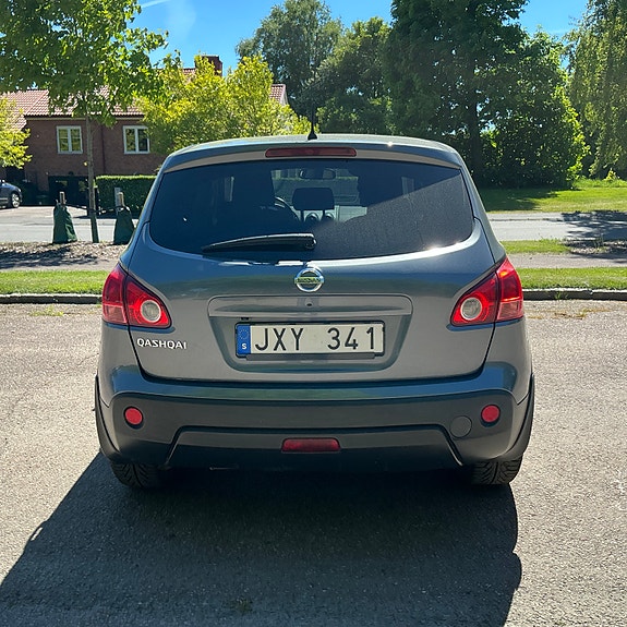 Nissan Qashqai 2 of 8