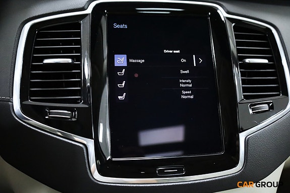 Volvo XC90 20 of 28