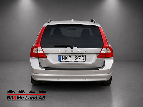 Volvo V70 4 of 18