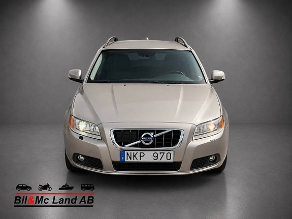 Volvo V70 5 of 18