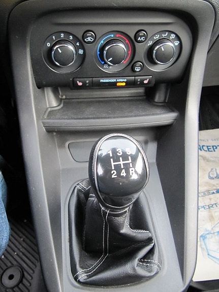 Ford Ka 13 of 16