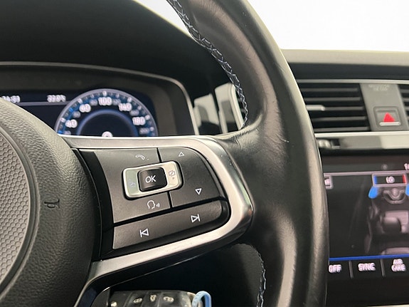 Volkswagen Golf I 17 of 30