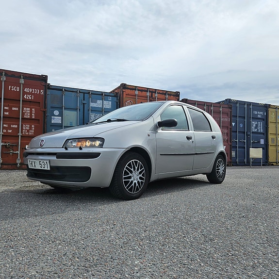 Fiat Punto 6 of 11