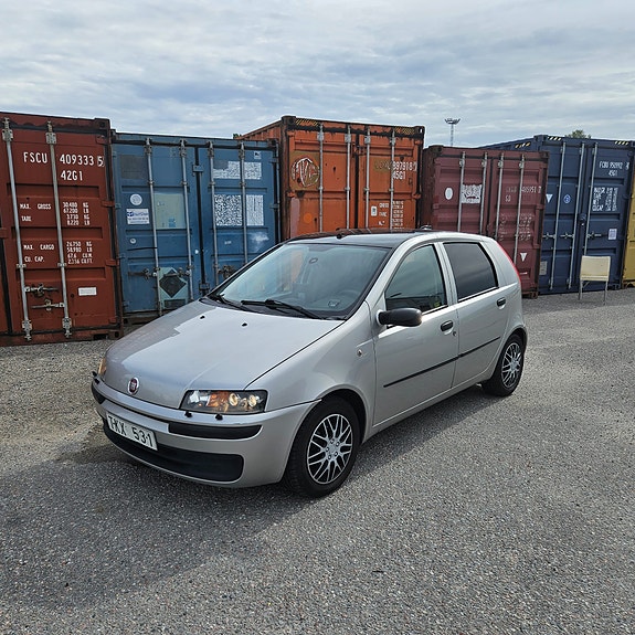 Fiat Punto 3 of 11
