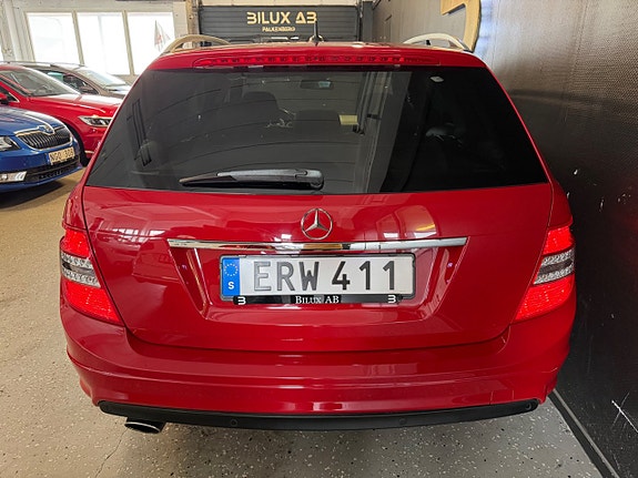 Mercedes-Benz C180 9 of 25