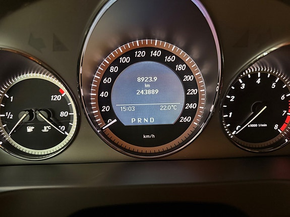 Mercedes-Benz C180 24 of 25