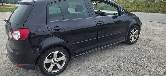 Volkswagen Golf Plus 3 of 13