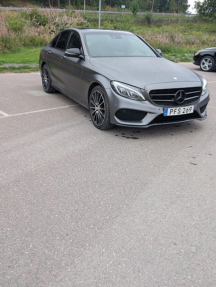 Mercedes-Benz C220 d 3 of 7
