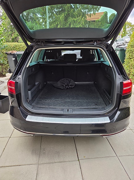 Volkswagen Passat 4 of 13