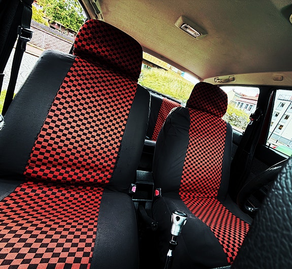 Volvo 240 9 of 11