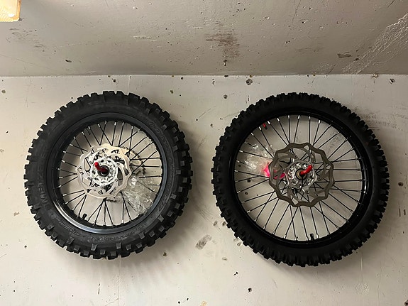 Stark Varg EX Supermoto 4 of 6