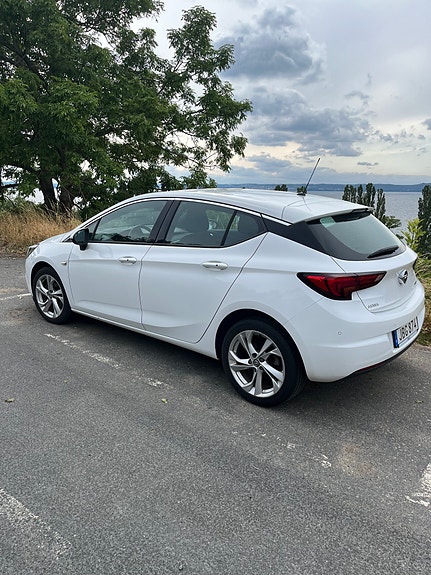 Opel Astra 2 of 7