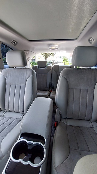 Mercedes-Benz R320 11 of 15