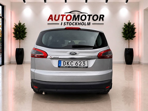 Ford S-MAX 14 of 17