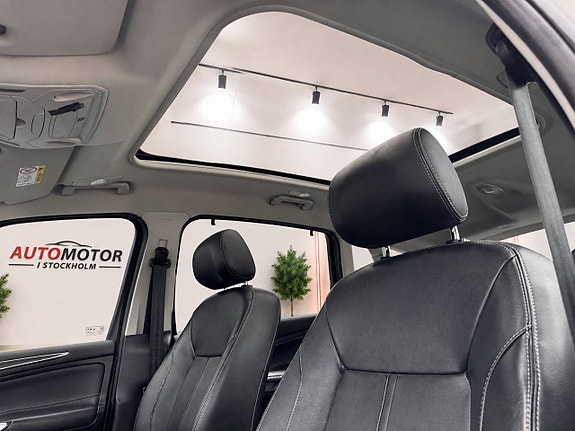 Ford S-MAX 8 of 17