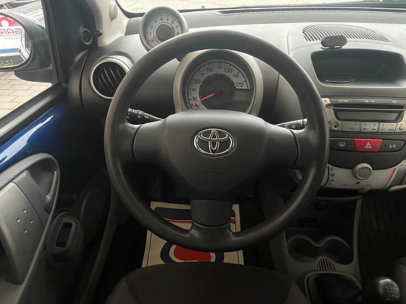 Toyota Aygo 14 of 19