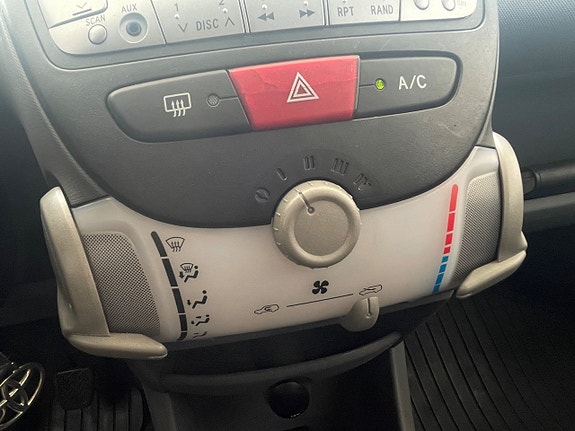 Toyota Aygo 18 of 19