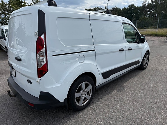 Ford Transit Connect 3 of 8